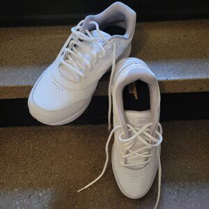 Reebok Men's White 11 X-Wide 4E Comfort Walking Shoes Sneakers